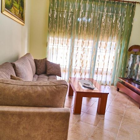 Kalpazo Home Skanderbeg Square Τίρανα Εξωτερικό φωτογραφία