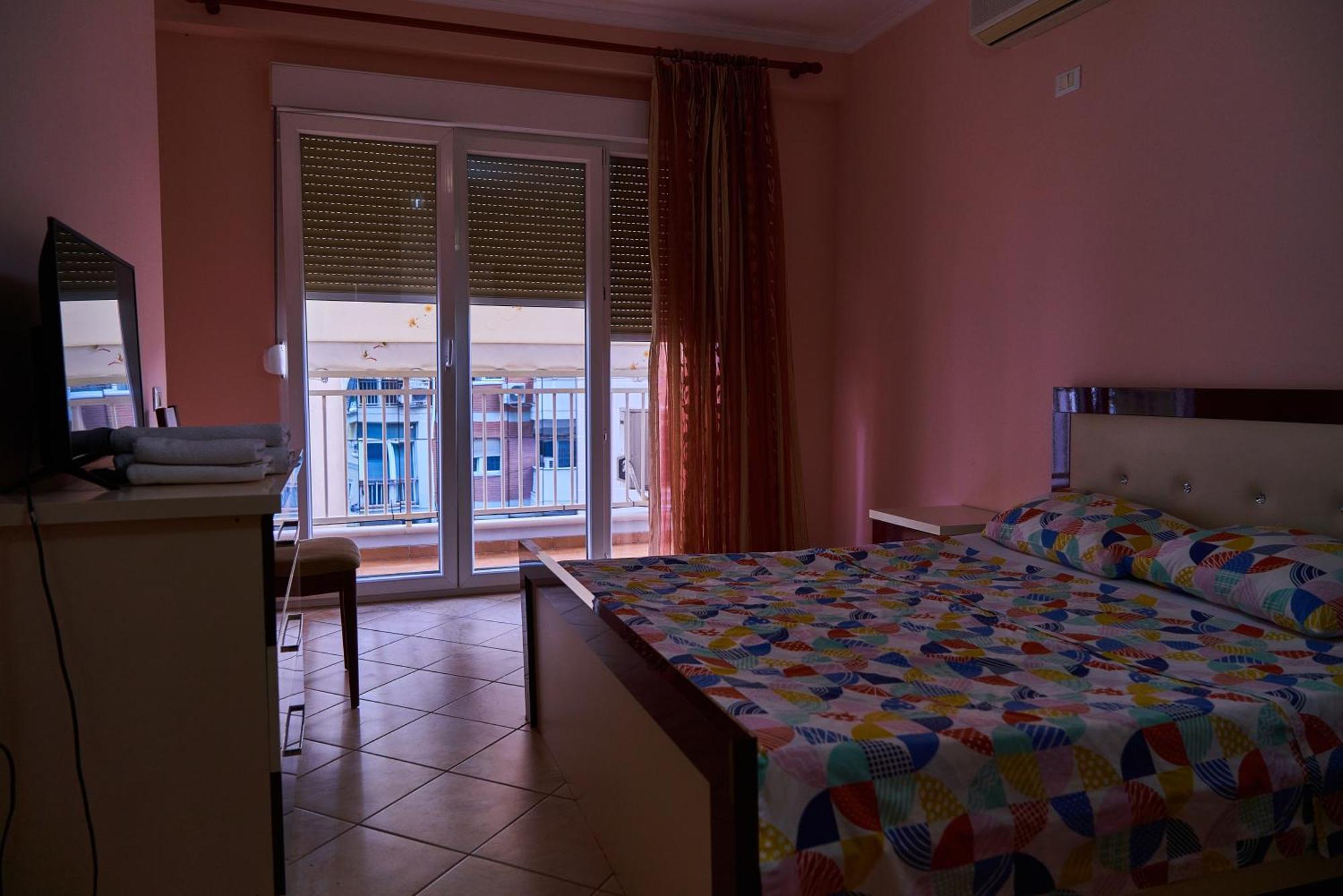 Kalpazo Home Skanderbeg Square Τίρανα Εξωτερικό φωτογραφία
